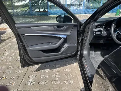 CZARNY SEDAN AUDI A6 z 2022 r., BENZYNA, skrzynia biegów AUTOMATYCZNA 265KM, zdjęcie 16 z 19