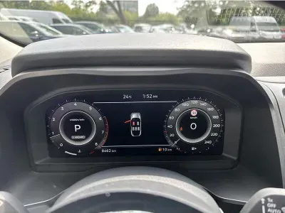 SZARY SUV NISSAN QASHQAI z 2024 r., BENZYNA, skrzynia biegów AUTOMATYCZNA 158KM, zdjęcie 19 z 19