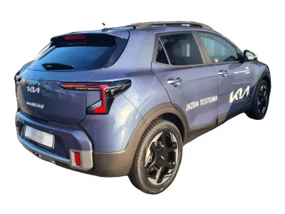 NIEBIESKI HATCHBACK KIA STONIC z 2025 r., BENZYNA, skrzynia biegów MANUALNA 100KM, zdjęcie 6 z 10