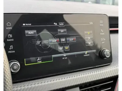 BIAŁY HATCHBACK SKODA KAMIQ z 2025 r., BENZYNA, skrzynia biegów AUTOMATYCZNA 150KM, zdjęcie 7 z 19