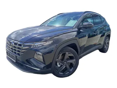 CZARNY SUV HYUNDAI TUCSON z 2024 r., HYBRYDA/BENZYNA, skrzynia biegów AUTOMATYCZNA 230KM, zdjęcie 6 z 8