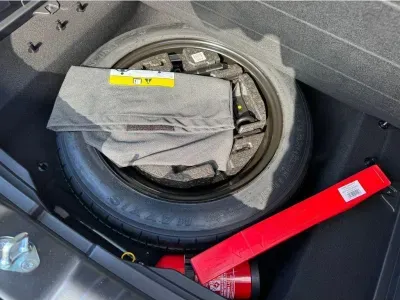 ZIELONY SUV KIA NIRO z 2026 r., HYBRYDA/BENZYNA, skrzynia biegów AUTOMATYCZNA 100KM, zdjęcie 5 z 20