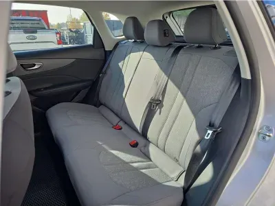 SZARY SUV MG MGS5 EV z 2025 r., ELEKTRYCZNY, skrzynia biegów AUTOMATYCZNA 125KM, zdjęcie 26 z 28