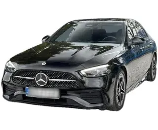 CZARNY SEDAN MERCEDES C -KLASSE LIM z 2022 r., DIESEL, skrzynia biegów AUTOMATYCZNA 184KM, zdjęcie główne