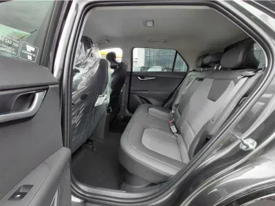 SZARY SUV KIA NIRO z 2026 r., HYBRYDA/BENZYNA, skrzynia biegów AUTOMATYCZNA 100KM, zdjęcie 11 z 23