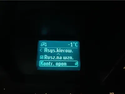 BIAŁY VAN FORD TRANSIT KOMBI z 2018 r., DIESEL, skrzynia biegów MANUALNA 130KM, zdjęcie 7 z 18