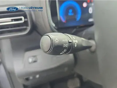SZARY VAN TOYOTA PROACE CITY VERSO z 2024 r., DIESEL, skrzynia biegów AUTOMATYCZNA 96KM, zdjęcie 16 z 25