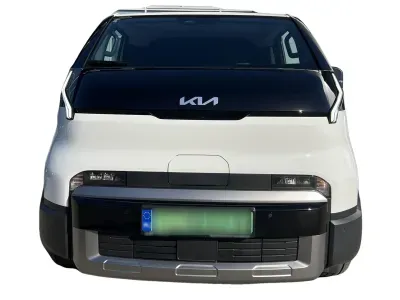 BIAŁY DOSTAWCZY KIA PV5 z 2025 r., ELEKTRYCZNY, skrzynia biegów AUTOMATYCZNA 163KM, zdjęcie 2 z 19