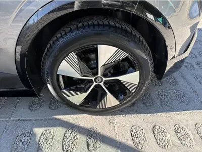 SZARY HATCHBACK RENAULT MEGANE-E-TECH ELECTRIC z 2023 r., ELEKTRYCZNY, skrzynia biegów AUTOMATYCZNA 218KM, zdjęcie 17 z 17