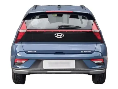 NIEBIESKI SUV HYUNDAI BAYON z 2026 r., BENZYNA, skrzynia biegów MANUALNA 90KM, zdjęcie 10 z 17