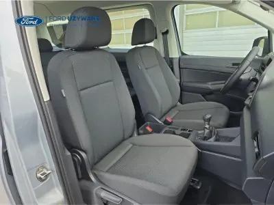 SREBRNY VAN FORD TOURNEO CONNECT z 2025 r., BENZYNA, skrzynia biegów MANUALNA 85KM, zdjęcie 15 z 25
