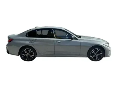 SZARY SEDAN BMW SERIE 3 LIM z 2023 r., BENZYNA, skrzynia biegów AUTOMATYCZNA 184KM, zdjęcie 5 z 18