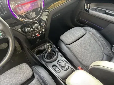 SZARY SUV MINI COUNTRYMAN z 2021 r., BENZYNA, skrzynia biegów AUTOMATYCZNA 178KM, zdjęcie 6 z 18