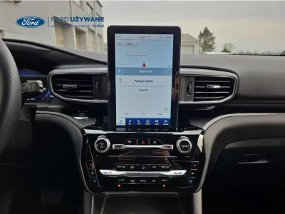 SZARY SUV FORD EXPLORER z 2023 r., HYBRYDA/BENZYNA, skrzynia biegów AUTOMATYCZNA 336KM, zdjęcie 31 z 34