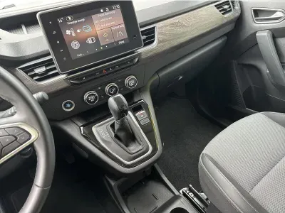 BIAŁY OTHER RENAULT KANGOO III z 2023 r., ELEKTRYCZNY, skrzynia biegów AUTOMATYCZNA 122KM, zdjęcie 19 z 19