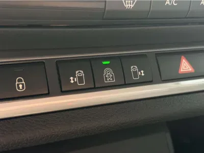 CZARNY VAN CITROEN SPACETOURER z 2026 r., DIESEL, skrzynia biegów AUTOMATYCZNA 180KM, zdjęcie 16 z 19