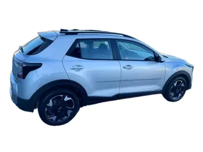 SREBRNY SUV KIA STONIC z 2026 r., BENZYNA, skrzynia biegów MANUALNA 74KM, zdjęcie 7 z 21