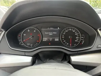 BIAŁY SUV AUDI Q5 z 2022 r., DIESEL, skrzynia biegów AUTOMATYCZNA 163KM, zdjęcie 11 z 19
