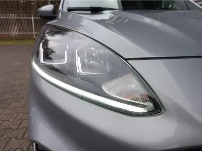 SZARY KOMBI FORD KUGA z 2023 r., BENZYNA, skrzynia biegów AUTOMATYCZNA 120KM, zdjęcie 7 z 16