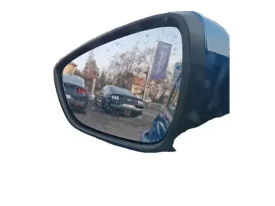 NIEBIESKI HATCHBACK FORD FOCUS z 2023 r., BENZYNA, skrzynia biegów MANUALNA 92KM, zdjęcie 2 z 28