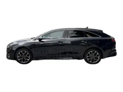 CZARNY KOMBI KIA PROCEED z 2023 r., BENZYNA, skrzynia biegów AUTOMATYCZNA 160KM, zdjęcie 6 z 19