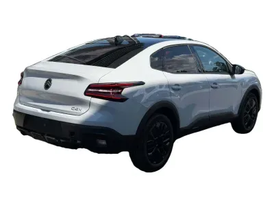 BIAŁY SEDAN CITROEN C4 z 2026 r., HYBRYDA/BENZYNA, skrzynia biegów AUTOMATYCZNA 145KM, zdjęcie 13 z 15