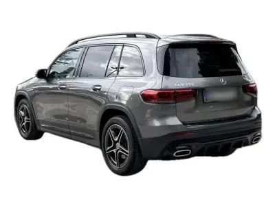 SZARY SUV MERCEDES CLASE GLB z 2053 r., BENZYNA, skrzynia biegów AUTOMATYCZNA 224KM, zdjęcie 14 z 19