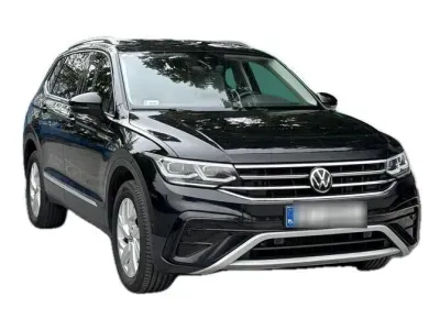 CZARNY SUV VOLKSWAGEN TIGUAN z 2022 r., DIESEL, skrzynia biegów AUTOMATYCZNA 150KM, zdjęcie 11 z 18