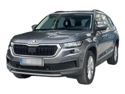 SZARY SUV SKODA KODIAQ z 2022 r., BENZYNA, skrzynia biegów AUTOMATYCZNA 150KM, zdjęcie główne