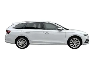BIAŁY KOMBI SKODA OCTAVIA z 2023 r., BENZYNA, skrzynia biegów AUTOMATYCZNA 150KM, zdjęcie 9 z 19