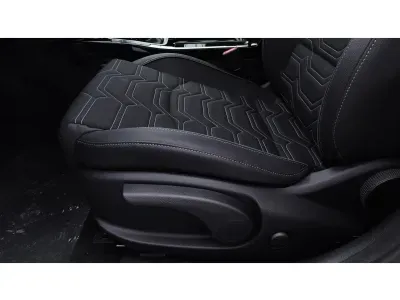 BIAŁY CROSSOVER KIA XCEED z 2026 r., BENZYNA, skrzynia biegów AUTOMATYCZNA 150KM, zdjęcie 5 z 19