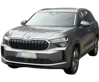 SZARY SUV SKODA KODIAQ z 2025 r., BENZYNA, skrzynia biegów AUTOMATYCZNA 150KM, zdjęcie główne