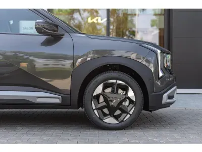 SZARY SUV KIA SELTOS z 2026 r., BENZYNA, skrzynia biegów AUTOMATYCZNA 180KM, zdjęcie 14 z 19