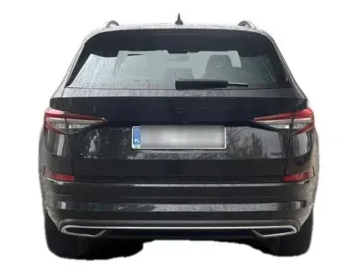 CZARNY SUV SKODA KODIAQ z 2022 r., BENZYNA, skrzynia biegów AUTOMATYCZNA 190KM, zdjęcie 4 z 19