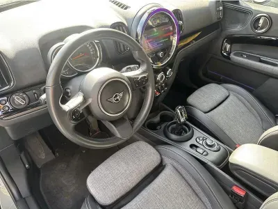 SZARY SUV MINI COUNTRYMAN z 2021 r., BENZYNA, skrzynia biegów AUTOMATYCZNA 178KM, zdjęcie 16 z 18