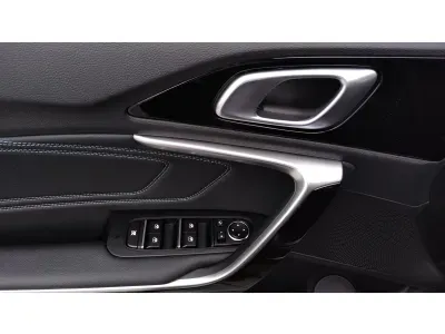 BIAŁY CROSSOVER KIA XCEED z 2026 r., BENZYNA, skrzynia biegów AUTOMATYCZNA 150KM, zdjęcie 3 z 19