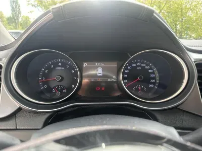 BIAŁY SUV KIA XCEED z 2023 r., BENZYNA, skrzynia biegów AUTOMATYCZNA 160KM, zdjęcie 7 z 19