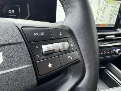 BIAŁY SUV KIA SPORTAGE z 2025 r., BENZYNA, skrzynia biegów AUTOMATYCZNA 110KM, zdjęcie 23 z 23