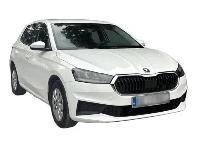 BIAŁY HATCHBACK SKODA FABIA z 2023 r., BENZYNA, skrzynia biegów MANUALNA 110KM, zdjęcie 18 z 19
