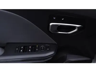 SZARY HATCHBACK KIA K4 z 2026 r., BENZYNA, skrzynia biegów AUTOMATYCZNA 150KM, zdjęcie 12 z 16