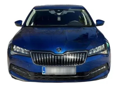 NIEBIESKI HATCHBACK SKODA SUPERB z 2022 r., DIESEL, skrzynia biegów AUTOMATYCZNA 200KM, zdjęcie 17 z 19