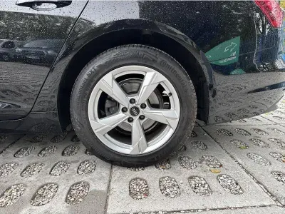 CZARNY KOMBI AUDI A6 z 2022 r., DIESEL, skrzynia biegów AUTOMATYCZNA 204KM, zdjęcie 13 z 19