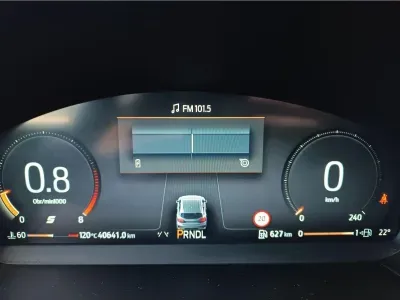 CZARNY KOMBI FORD FOCUS TURNIER z 2025 r., HYBRYDA/BENZYNA, skrzynia biegów AUTOMATYCZNA 155KM, zdjęcie 5 z 17