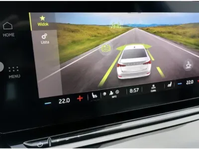 NIEBIESKI SEDAN SKODA OCTAVIA LIM. z 2021 r., BENZYNA, skrzynia biegów MANUALNA 150KM, zdjęcie 10 z 14