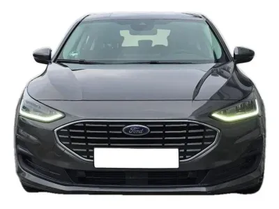 SZARY HATCHBACK FORD FOCUS z 2023 r., HYBRYDA/BENZYNA, skrzynia biegów MANUALNA 92KM, zdjęcie 9 z 29