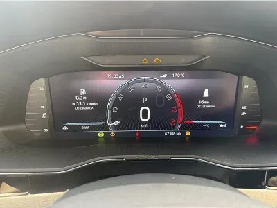 CZARNY KOMBI SKODA SUPERB z 2022 r., BENZYNA, skrzynia biegów AUTOMATYCZNA 190KM, zdjęcie 8 z 19