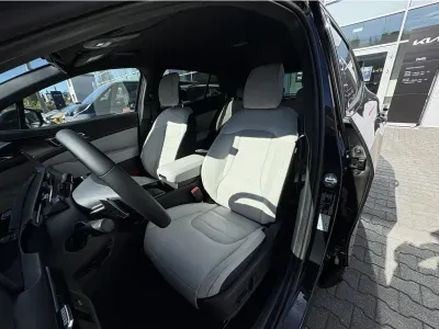 CZARNY SUV KIA SPORTAGE z 2026 r., BENZYNA, skrzynia biegów AUTOMATYCZNA 150KM, zdjęcie 3 z 18