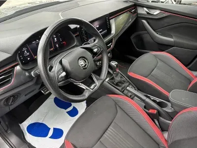 SZARY SUV SKODA KAMIQ z 2022 r., BENZYNA, skrzynia biegów AUTOMATYCZNA 150KM, zdjęcie 4 z 19