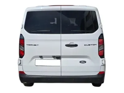 BIAŁY VAN FORD TRANSIT CUSTOM z 2024 r., DIESEL, skrzynia biegów MANUALNA 100KM, zdjęcie 2 z 24