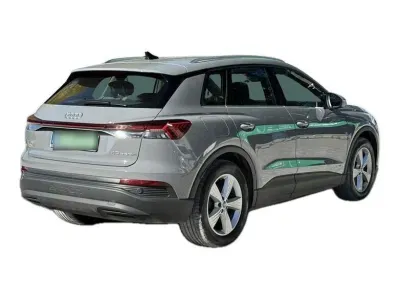 SZARY SUV AUDI Q4-E-TRON z 2023 r., ELEKTRYCZNY, skrzynia biegów AUTOMATYCZNA 204KM, zdjęcie 15 z 19